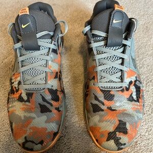 Nike Metcon Shoes - Gray, Orange, Black Camouflage